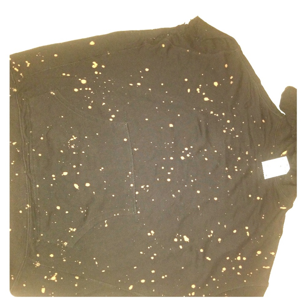 Oversized sleeveless hooded shirt